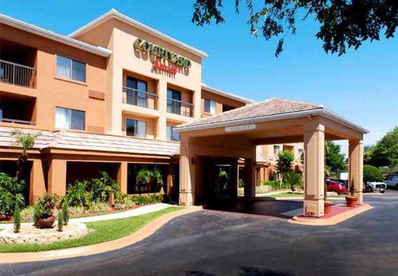 Heathrow Courtyard By Marriott Orlando Lake Mary North מראה חיצוני תמונה