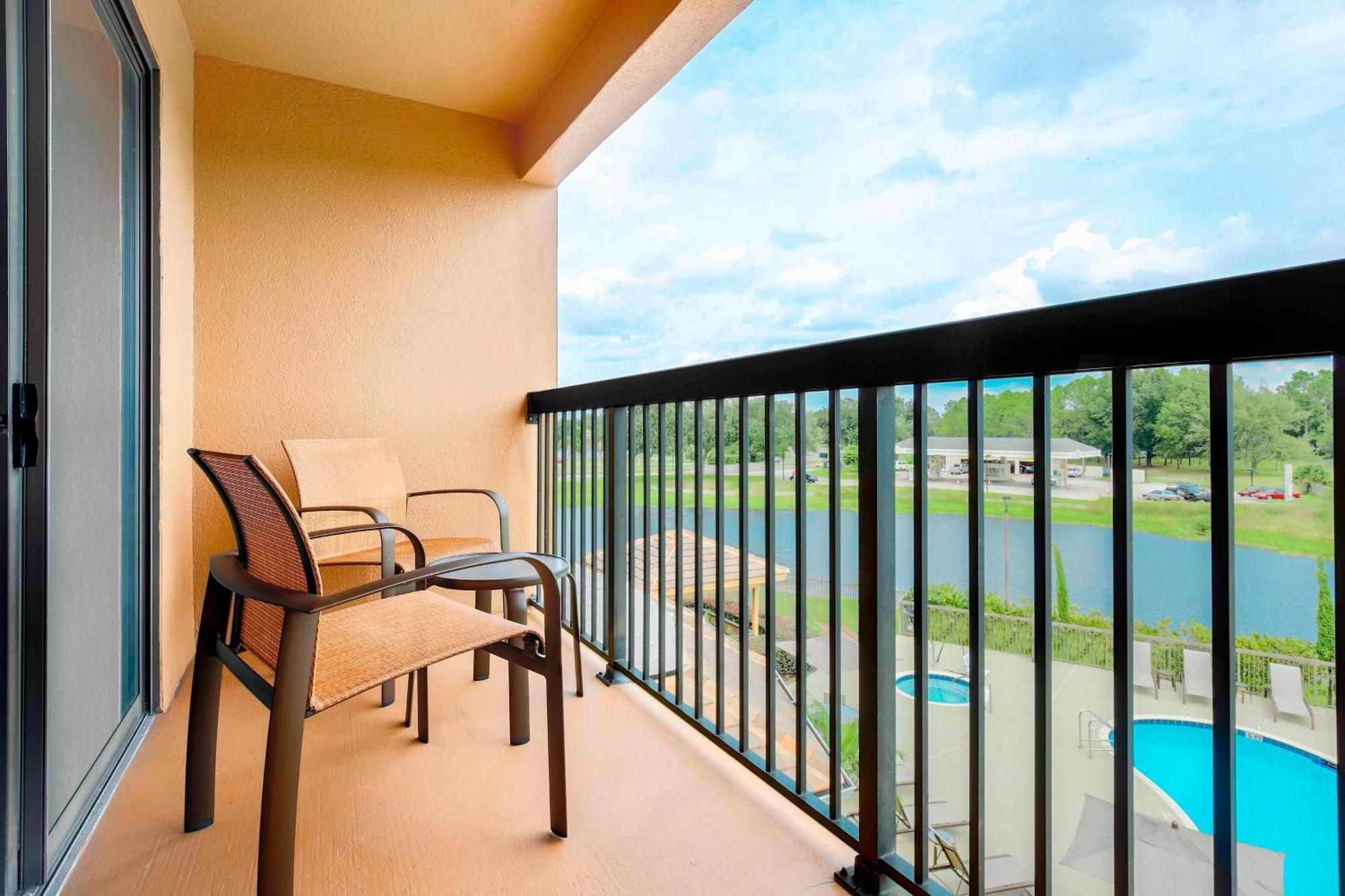 Heathrow Courtyard By Marriott Orlando Lake Mary North מראה חיצוני תמונה